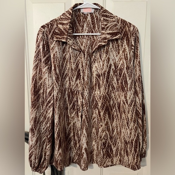 C+D+M Long Sleeve Button Down Blouse - Picture 1 of 6